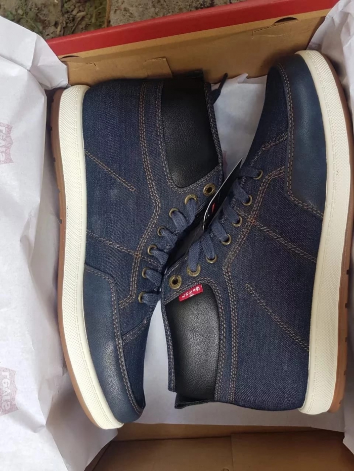 Men levis shoes - Stocklots and Traders