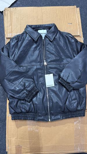 Stocklots and Traders